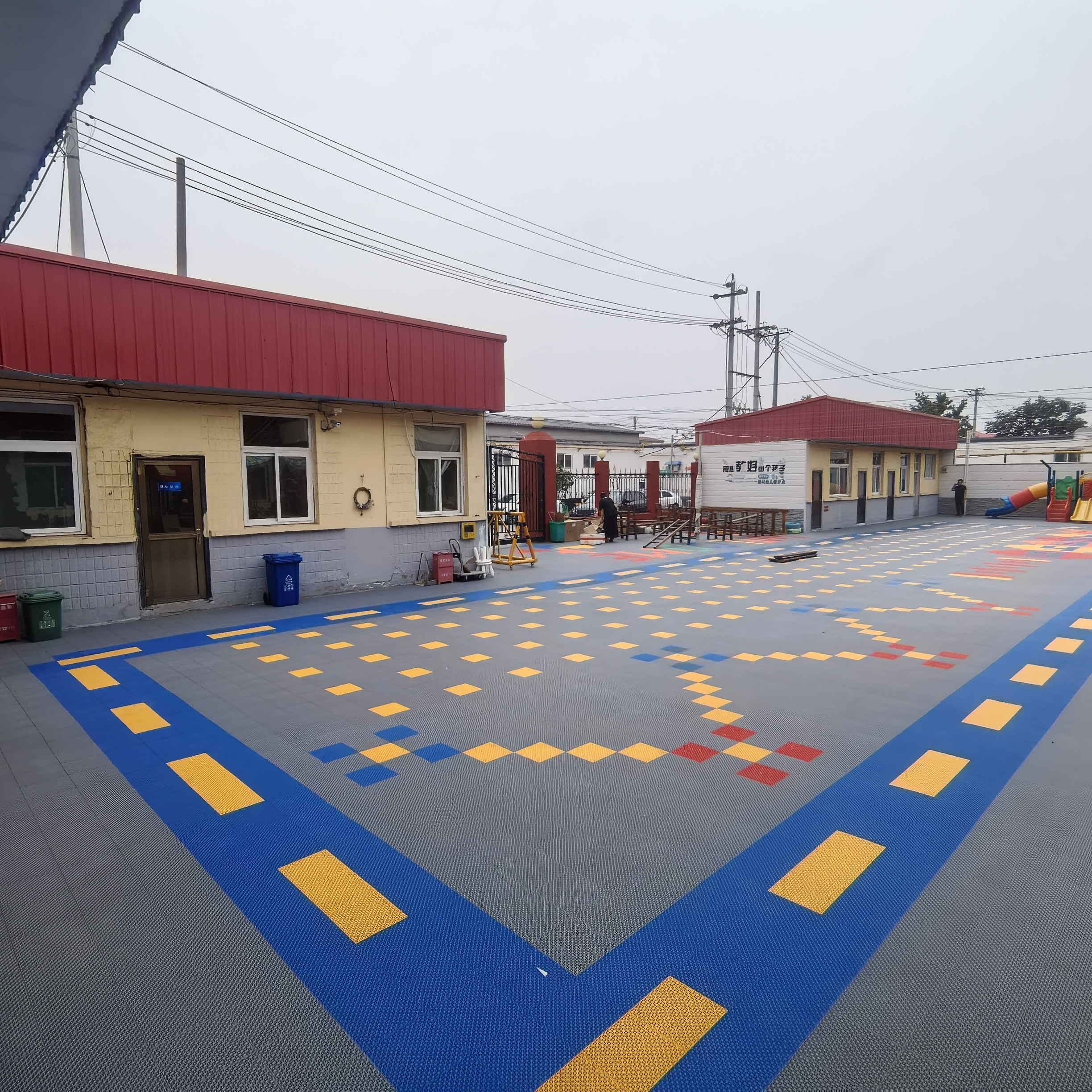 OEM Customized Indoor/Outdoor  - Outdoor Sport Court Tiles avis et prix