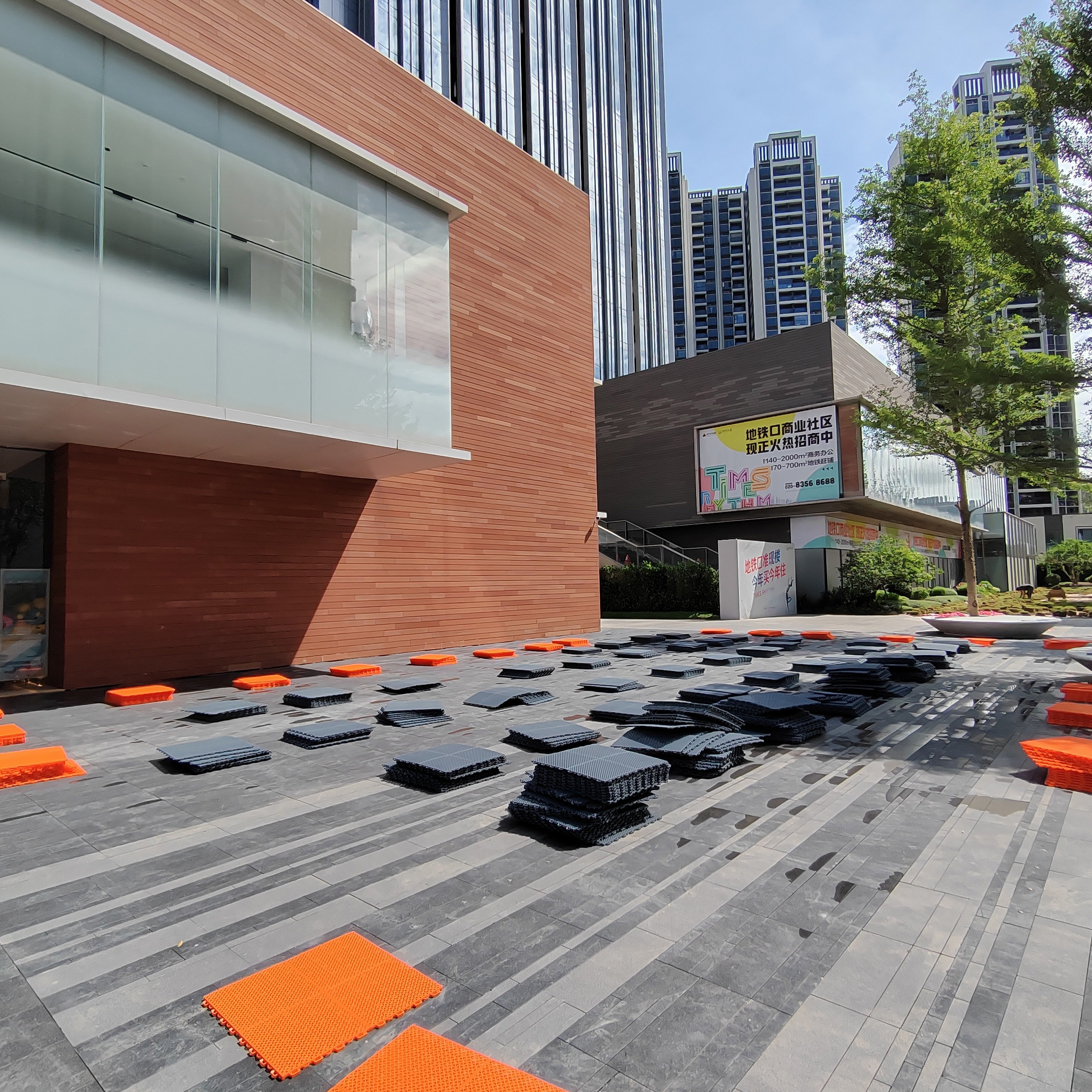 OEM Customized Indoor/Outdoor  - Outdoor Sport Court Tiles avis et prix